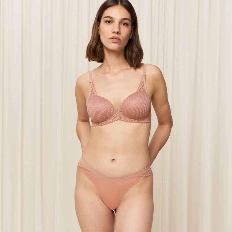 Triumph Aura Spotlight WHP - Sunkiss - 10207996-7575