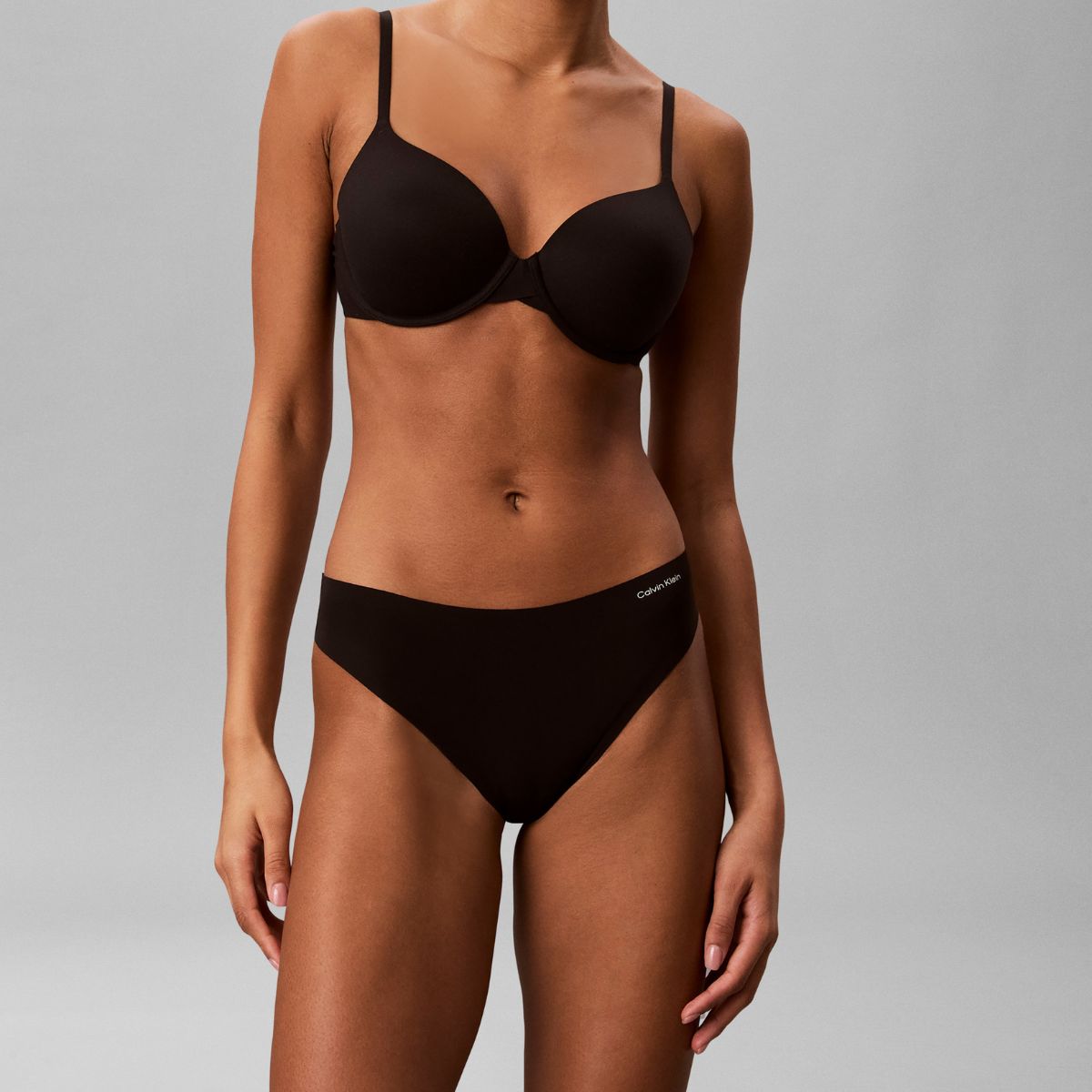Calvin Klein Invisibles Microfibe 3-pak g-streng, sort - LV00QD5416 - UB1 - Black/black/black