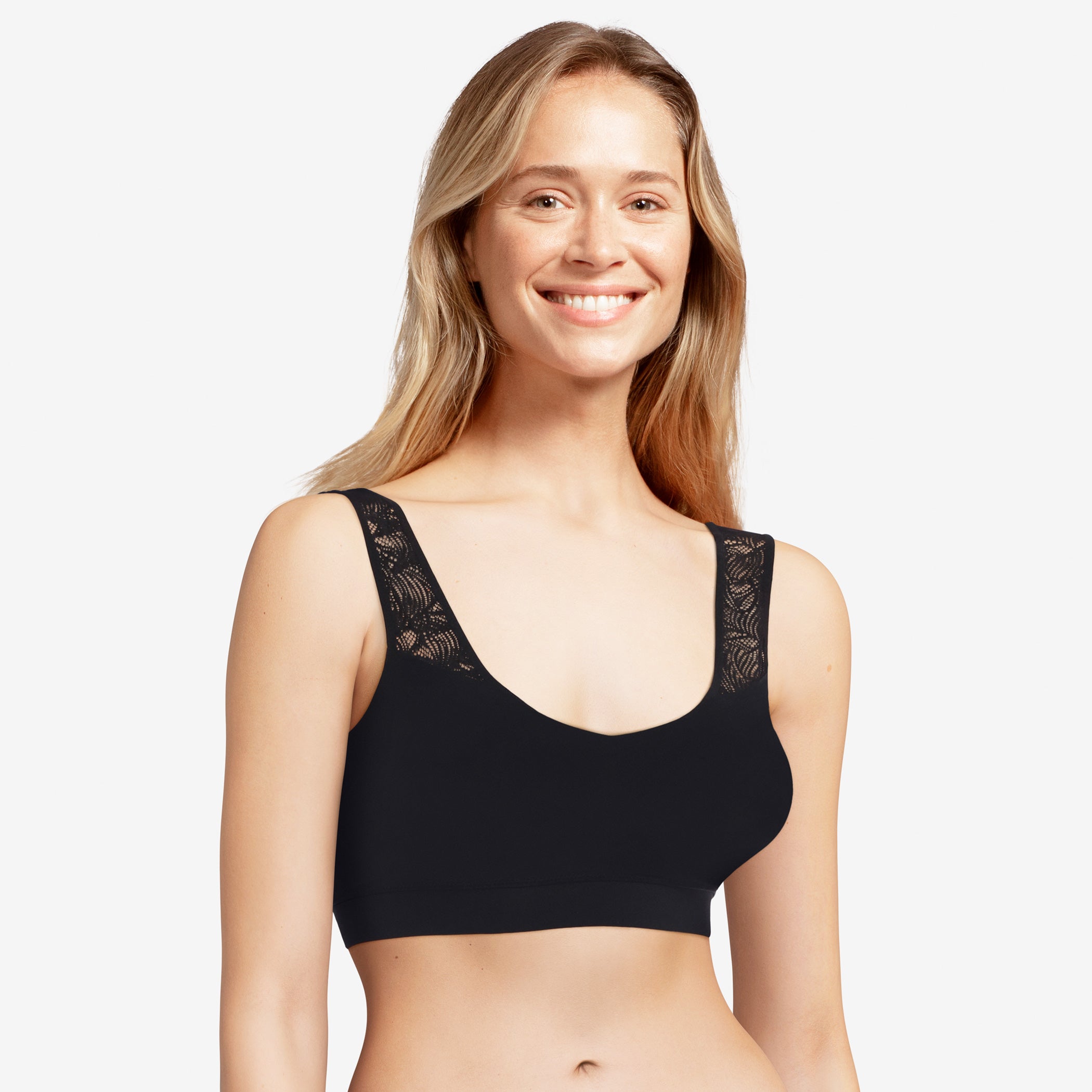 Chantelle SoftStretch Lace - Black - C11G10-011