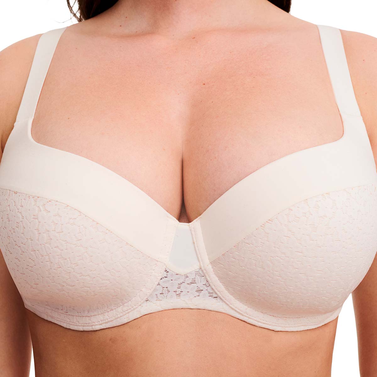 Chantelle EasyFeel Norah BH med bøjle, natural - C13F90 - 0NL - Talc