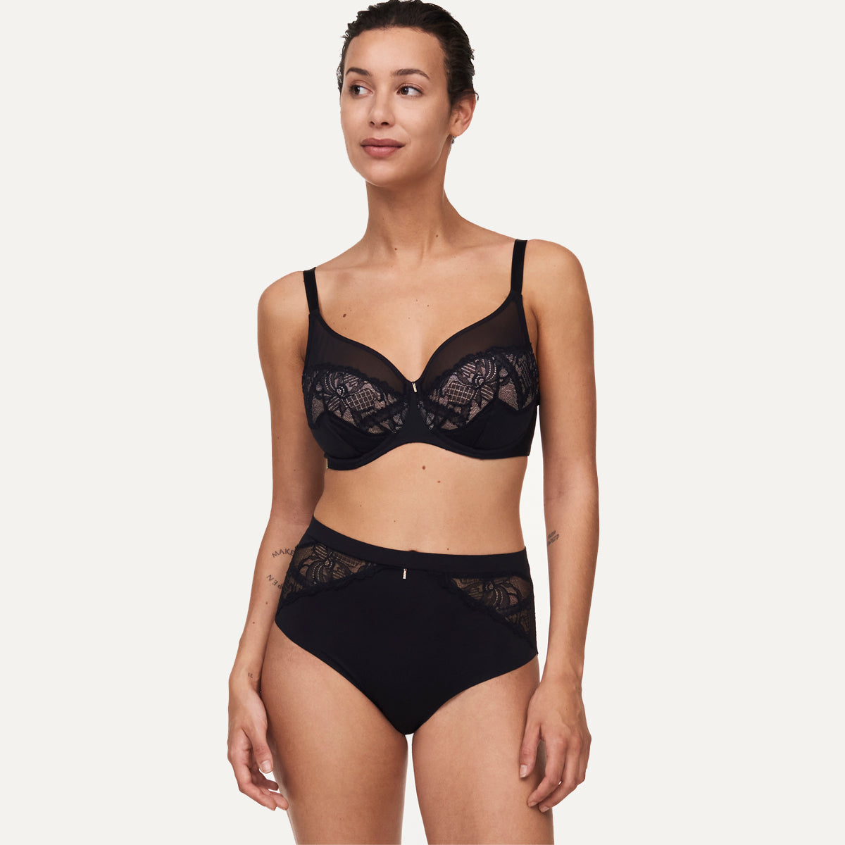 Chantelle Orangerie Dream BH med bøjle, sort - C17Q10 - 011 - Black