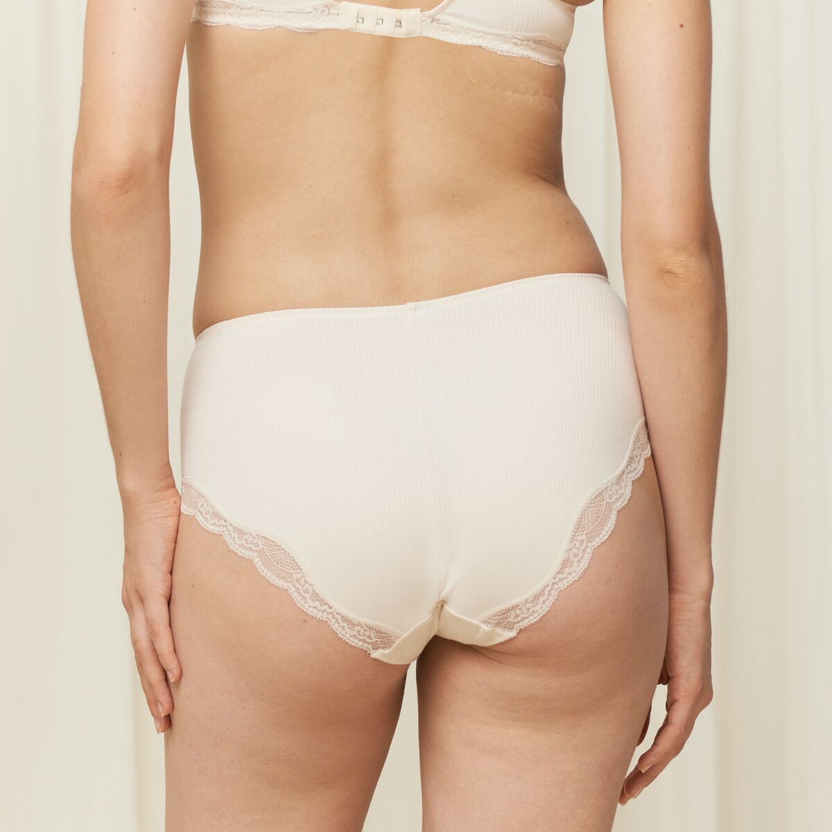 Triumph Natural Spotlight - Fresh powder - 10214463-00CS