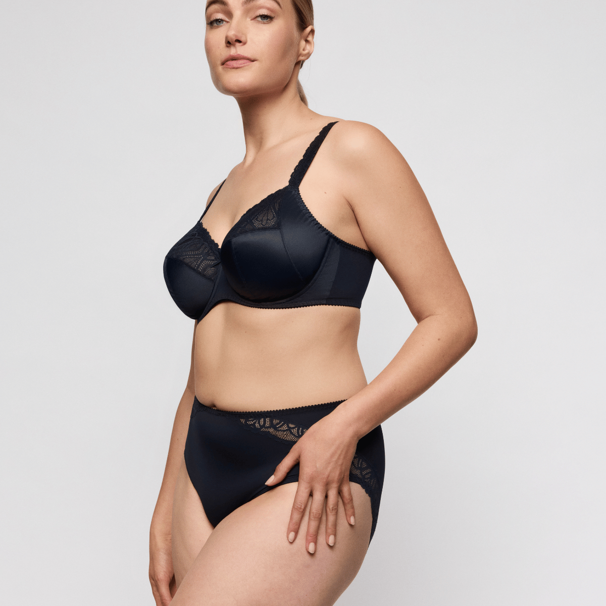 PrimaDonna Salerno BH med bøjle, blå - 0163530-35 - MID - Midnight Blue