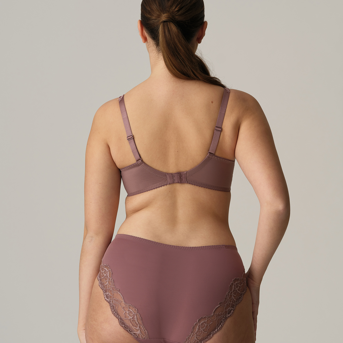 PrimaDonna Madison - Satin Taupe - 0262127-SAT